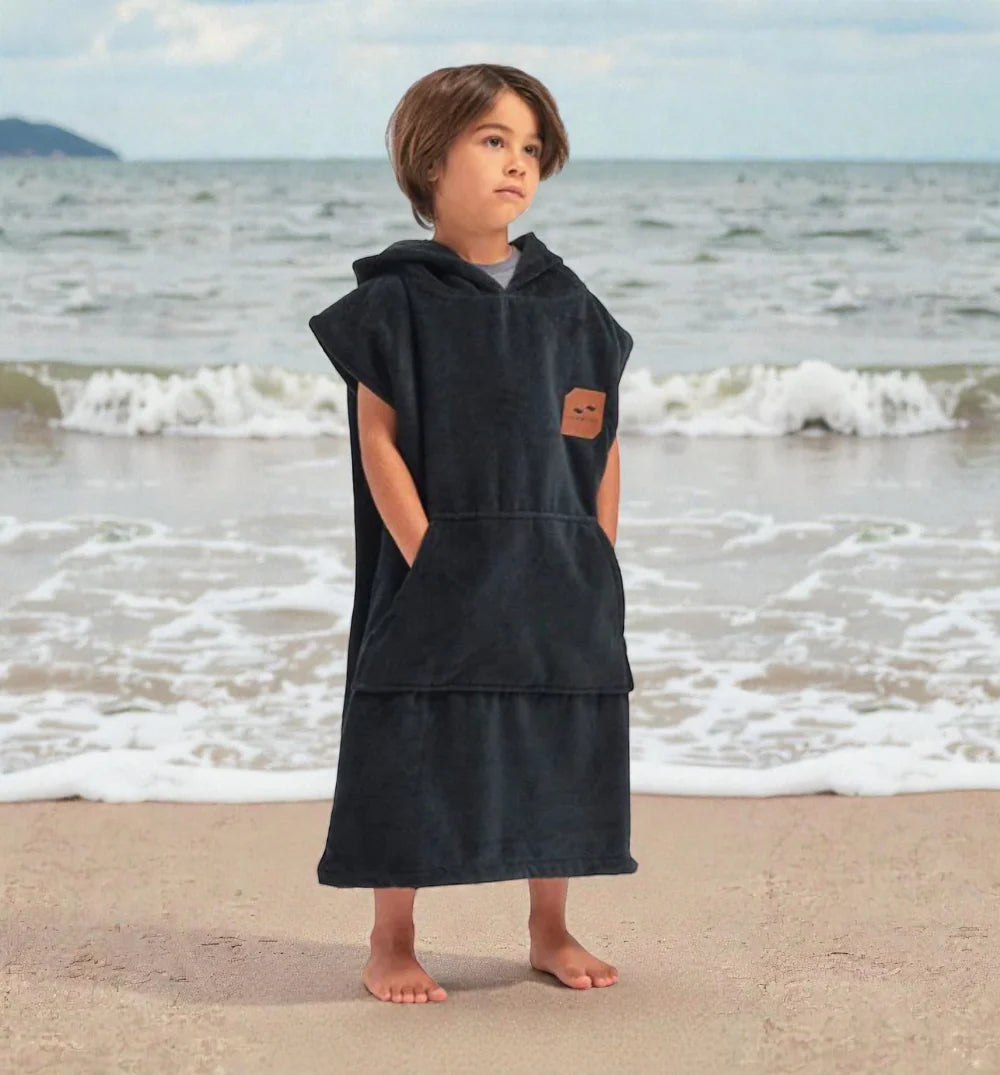 SLOWTIDE CHANGING PONCHO BLACK FOR KIDS